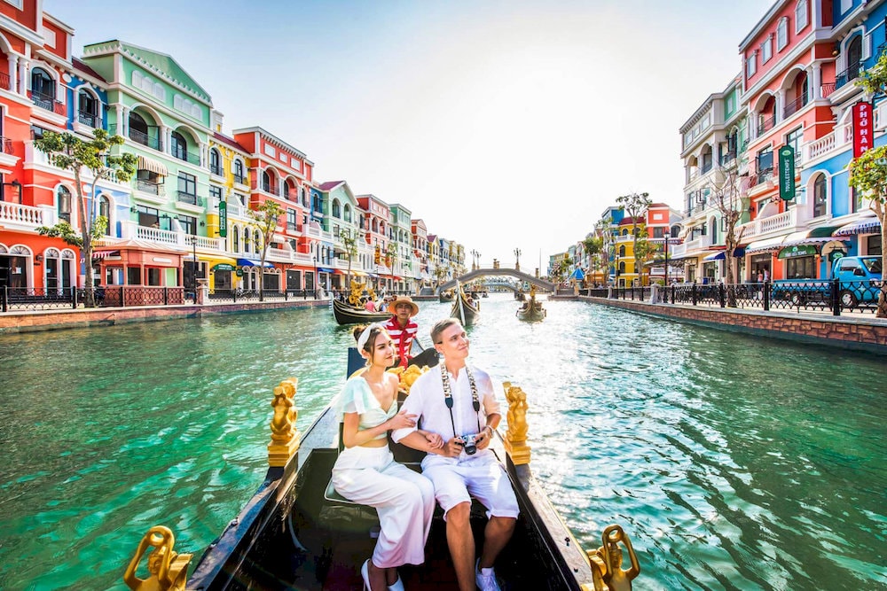 Packing smart and planning indoor alternatives help visitors enjoy their rainy-season stay